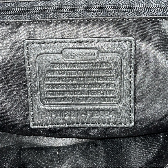 Authentic Coach Gallery Signature 3 Color Lurex Tote Bag - Black/Gray/Silver - Picture 12 of 12